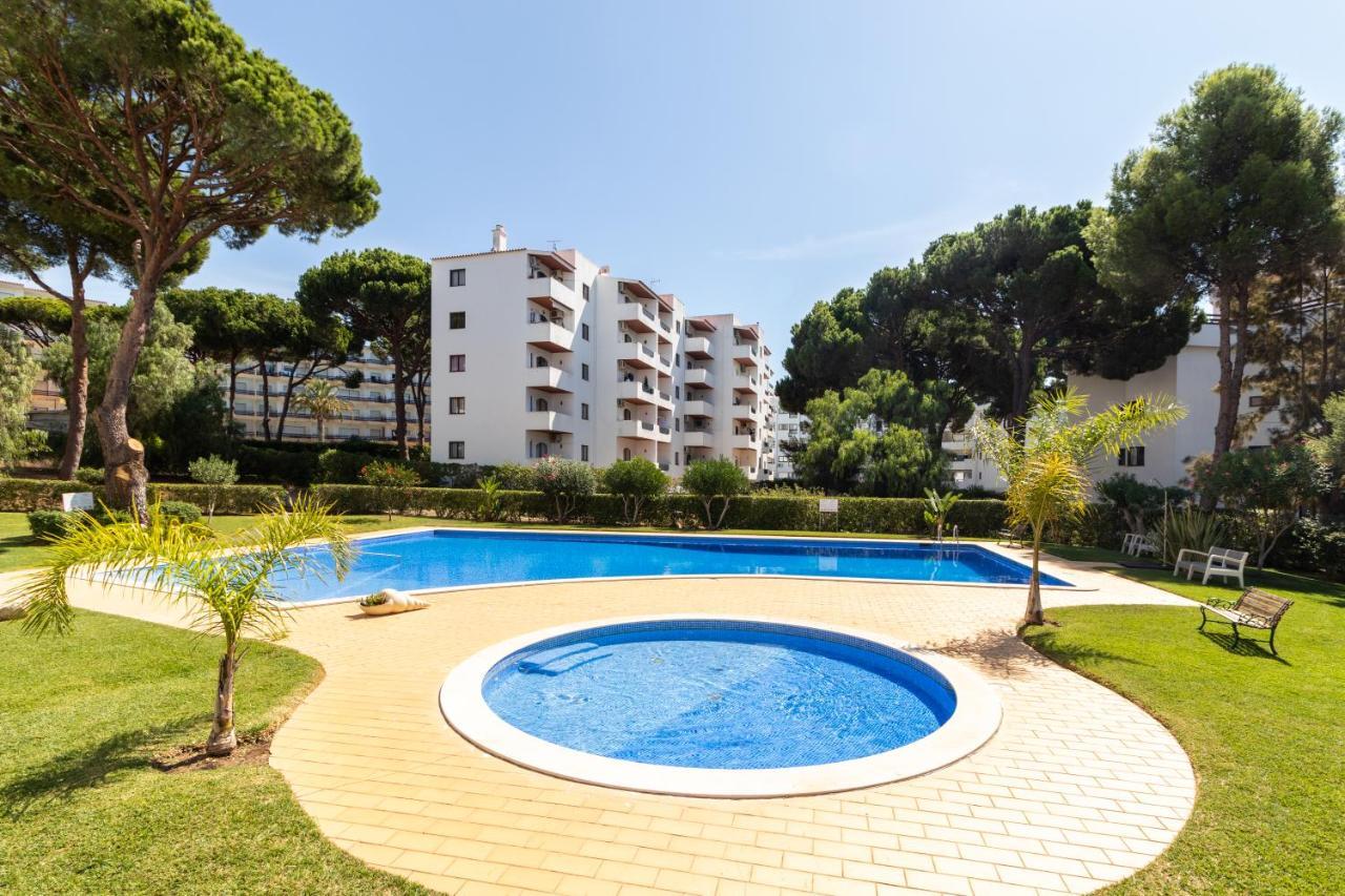 Centralgarve - Great, Bright 2-Bedroom Flat In The Center Of Vilamoura -Topazio الغرفة الصورة